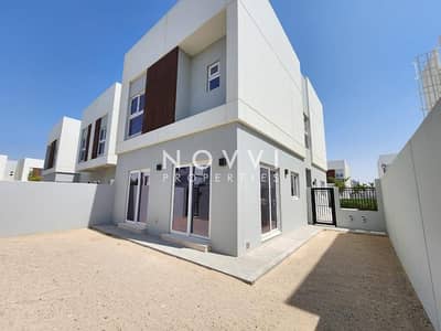 4 Bedroom Townhouse for Rent in Dubailand, Dubai - Close to Pool and Park | Landscaped | Modern Desig