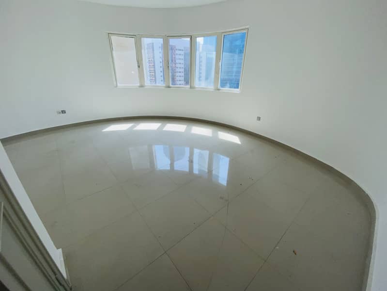 Квартира в Шейх Халифа Бин Зайед Стрит, 2 cпальни, 50000 AED - 8673923