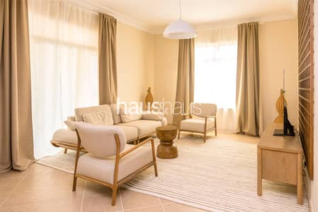 فلیٹ 3 غرف نوم للبيع في نخلة جميرا، دبي - شقة في الحمري،شقق شور لاين،نخلة جميرا 3 غرف 4750000 درهم - 8674019