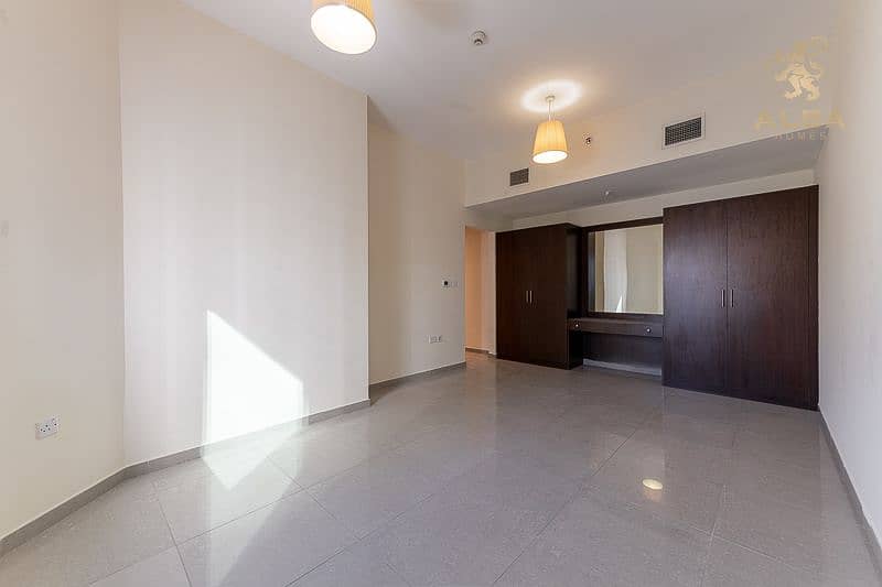 10 UNFURNISHED 2BR APARTMENT FOR RENT IN DUBAI MARINA (10). jpg