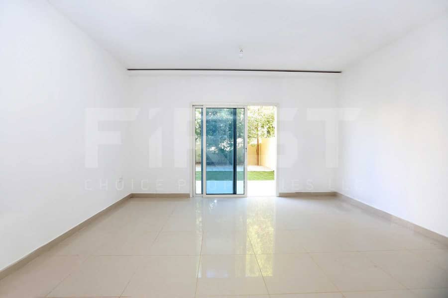 4 Internal Photo of 2 Bedroom Villa in Al Reef Villas  Al Reef Abu Dhabi UAE 170.2 sq. m 1832 sq. ft (6). jpg