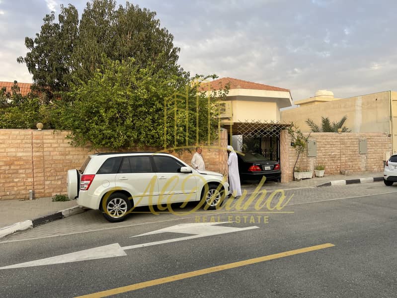 Villa For sale in Al Jazzat area