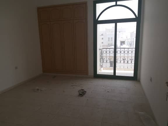 Вилла в Хадбат Аль Зафран, 5 спален, 150000 AED - 3575468