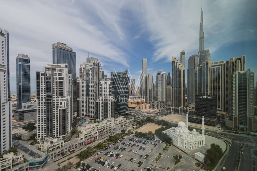 Burj Khalifa and Canal View | Furnished | Vacant