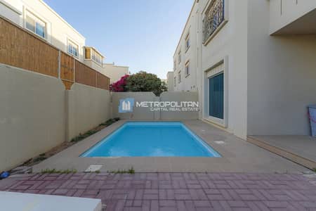 5 Bedroom Villa for Sale in Al Reef, Abu Dhabi - Huge 5BR|Well-Priced|Villa w/ Pool + Garden