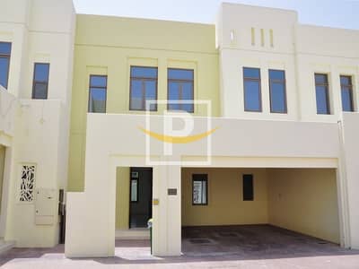 4 Bedroom Villa for Sale in Reem, Dubai - Well Maintained | Single Row| Prime Location