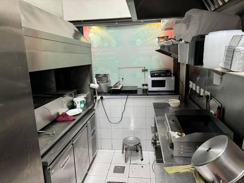 Running Restaurant for rent with all appliances(140000)