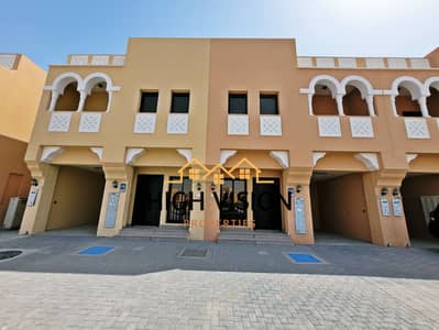2 Bedroom Villa for Rent in Hydra Village, Abu Dhabi - Spacious 2 Bed Villa | Close Kitchen | Ready To Move