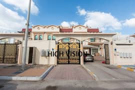Luxurious 6 BR villa | Well Maintained | Prime Location