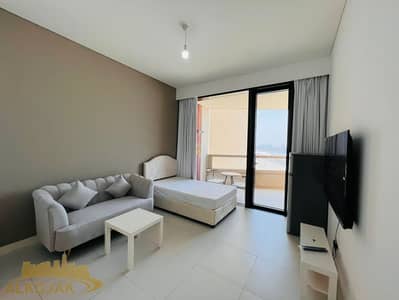 Studio for Rent in Al Reem Island, Abu Dhabi - Fully Furnished  Master Room  with Pool |Gym and Cleaning Provided