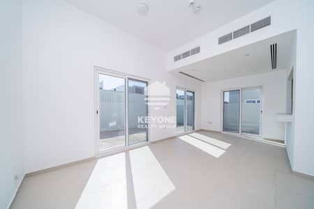 فیلا 4 غرف نوم للايجار في دبي لاند، دبي - العلامة التجارية الجديدة | التصميم الحديث | تخطيط واسع