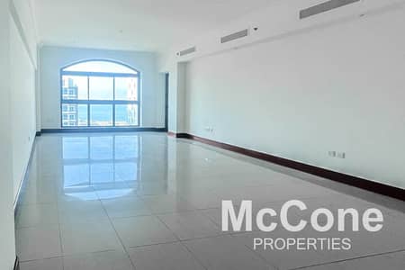 2 Bedroom Apartment for Rent in Palm Jumeirah, Dubai - Corner Unit | Upgraded Kitchen | Sea View