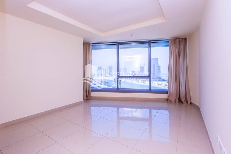 2 1-bedroom-apartment-al-reem-island-shams-abu-dhabi-sun-tower-dining-living. JPG