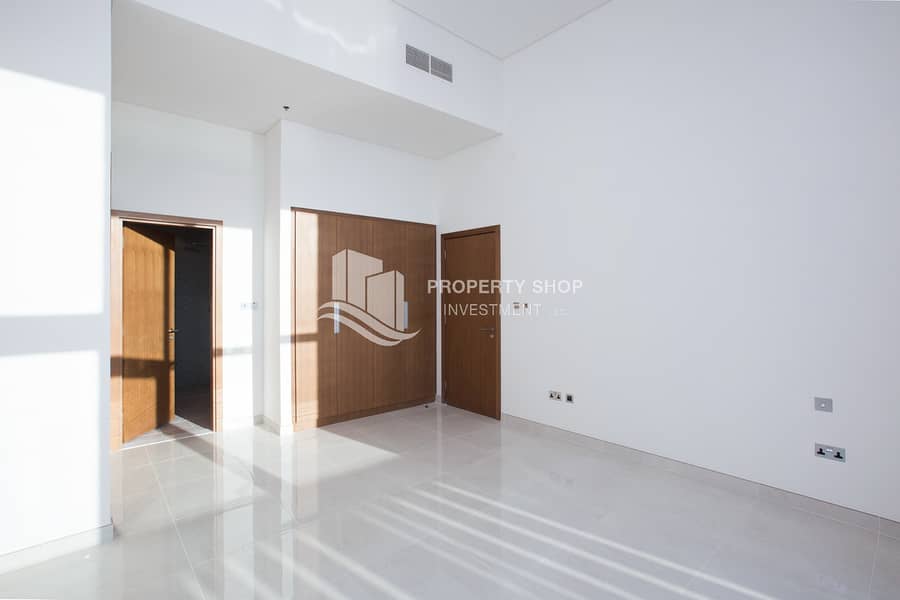4 2-bedroom-apartment-abu-dhabi-al-raha-beach-al-bandar-al-hadeel- bedrooms (1). jpg
