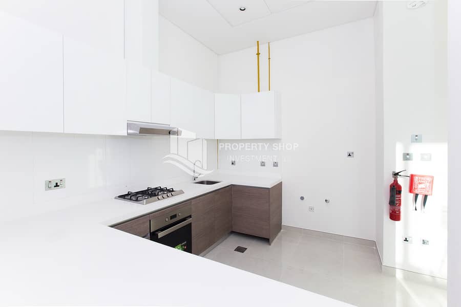 8 2-bedroom-apartment-abu-dhabi-al-raha-beach-al-bandar-al-hadeel-kitchen (3). jpg