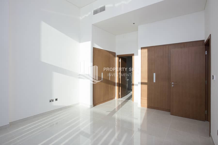 9 2-bedroom-apartment-abu-dhabi-al-raha-beach-al-bandar-al-hadeel- bedrooms (3). jpg