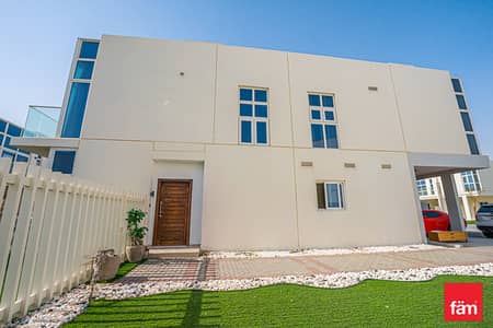 3 Bedroom Townhouse for Sale in DAMAC Hills 2 (Akoya by DAMAC), Dubai - Large Plot | Corner | Vacant On Transfer