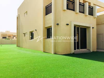 5 Bedroom Villa for Sale in Baniyas, Abu Dhabi - Cozy Unit|Private Pool | Garden |Perfect Location