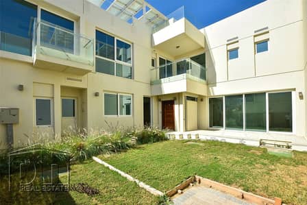 4 Bedroom Villa for Sale in The Sustainable City, Dubai - Great Offer|Vacant 4 Bedroom|Close To Parking 4 Bedroom Villa for Sale in The Sustainable City, Dubai - Great Offer|Vacant 4 Bedroom|Close To Parking