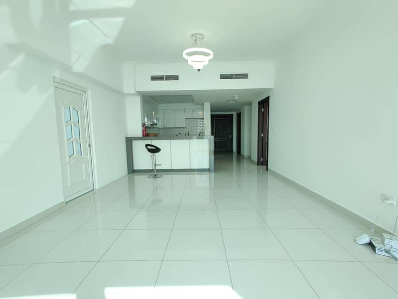 Luxurious Apartment Big Size 1BHK AVAILABLE in Gate 1 Residence With All Facilities in just 60k