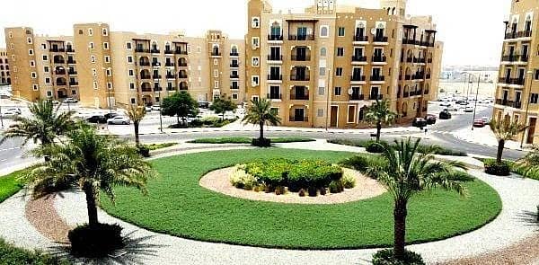 شقة في الحي الإماراتي،المدينة العالمية 23000 درهم - 3880514