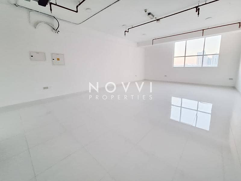 NEWELY FITTED | LOWER FLOOR | OPEN LAYOUT