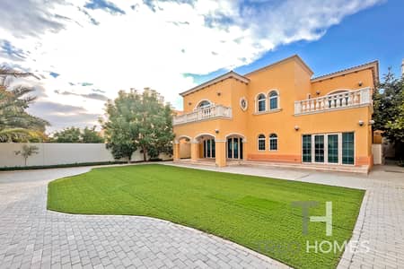5 Bedroom Villa for Rent in Jumeirah Park, Dubai - Immaculate Condition | Vacant | Large Plot