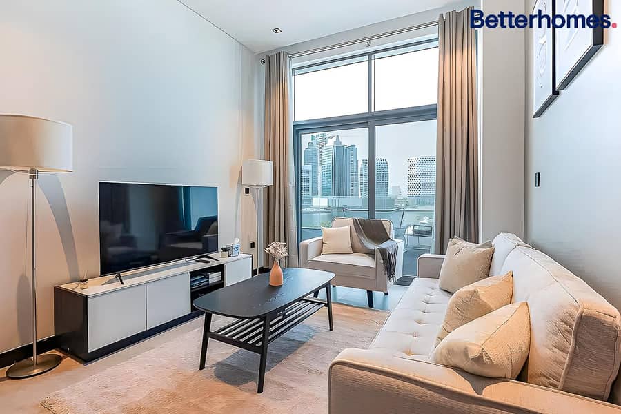 Private Terrace | Up to 4 cheques | Burj & Canal View