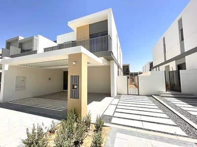 4 Bedroom Townhouse for Sale in Tilal Al Ghaf, Dubai - Corner Unit | Bigger Plot | Vacant