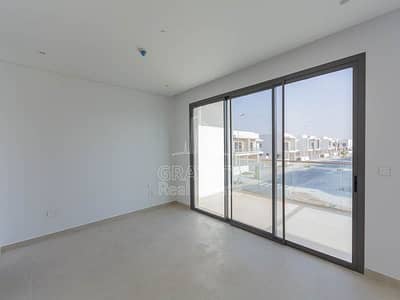 3 Bedroom Townhouse for Sale in Yas Island, Abu Dhabi - Luxurious 3BR Villa in Stunning Location | Enquire