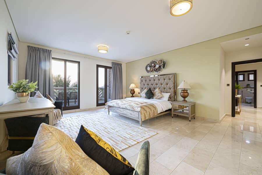 9 Dubai, Palm Jumeirah 7 BR Luxury Villa For Holiday (32). jpg