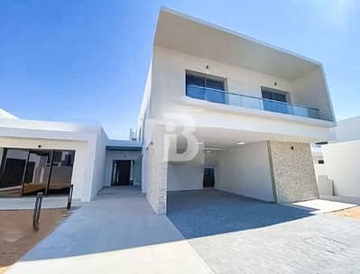 5 Bedroom Villa for Sale in Yas Island, Abu Dhabi - Good Investment | Luxurious Villa | Prime Location
