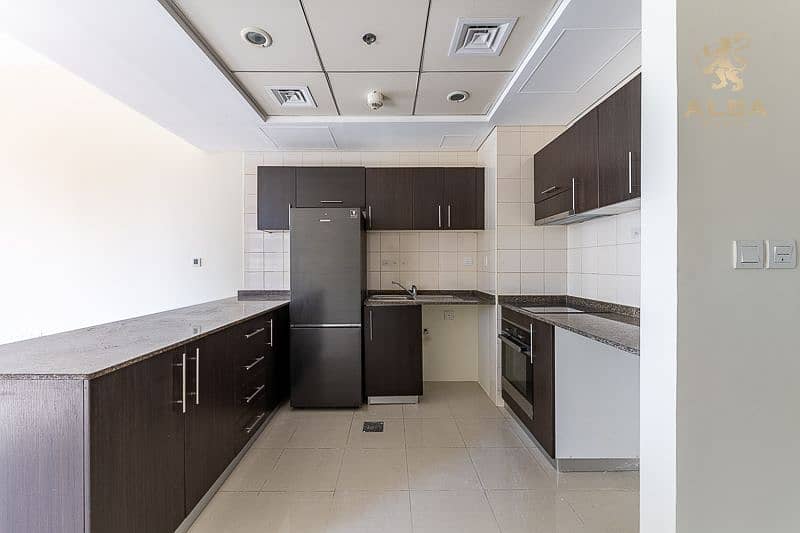 8 UNFURNISHED 1BR APARTMENT FOR RENT IN DUBAI MARINA (7). jpg