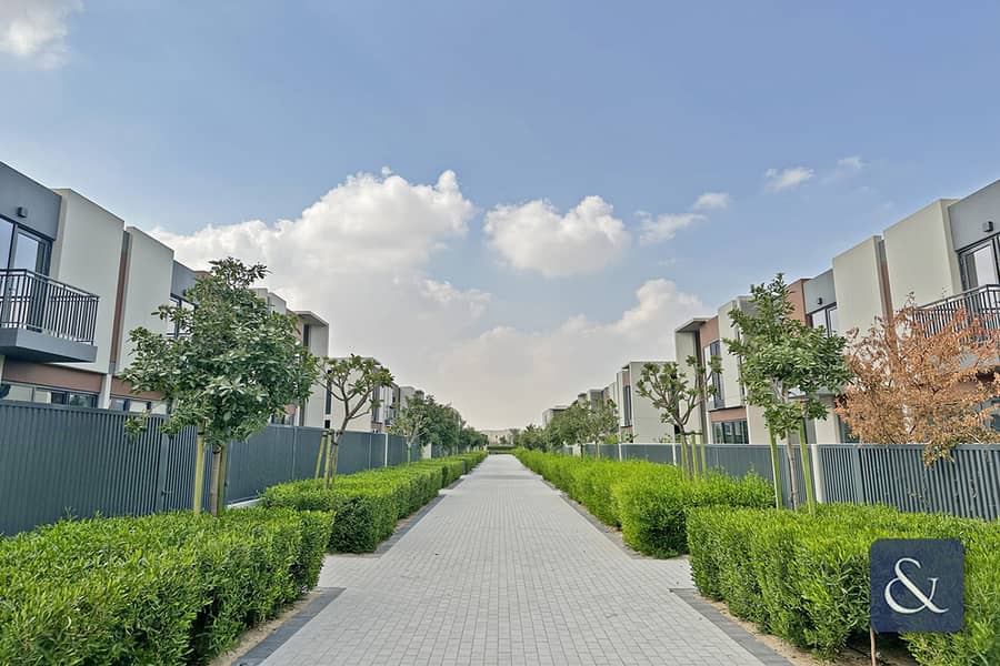 位于迪拜乐园，樱花树联排别墅区 3 卧室的联排别墅 170000 AED - 8685618