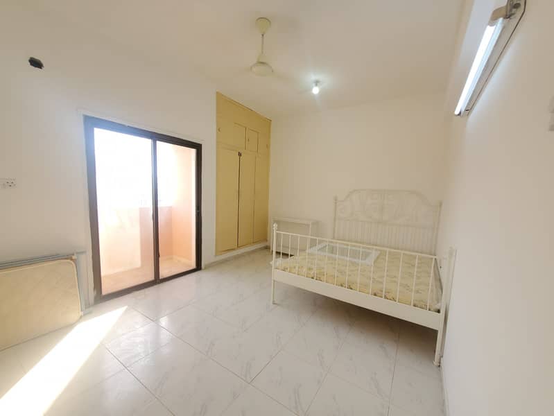 45 DAYS FREE !! FAMILY BUILDING 1BHK WITH BALCONY FULLY SUNLIGHT JUST 15K IN ABU SHAGAH