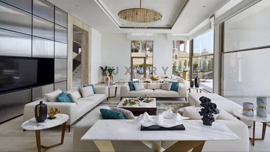 5 Bedroom Villa for Rent in Jumeirah Islands, Dubai - Designer Interior | Upgraded Pool | Lake Views