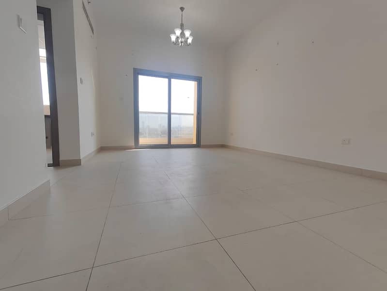 VERY SPACIOUS 2BHK VERY CLOSE TO CIRCLE SHOPPING MALL FOR RENT 80K IN JVC