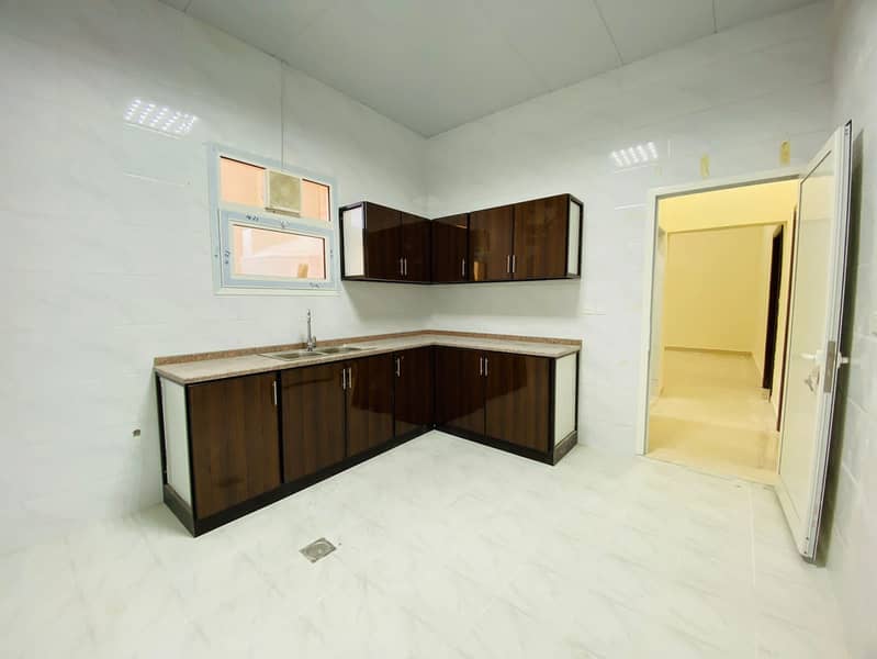 Квартира в Аль Шамха, 2 cпальни, 48000 AED - 8687623