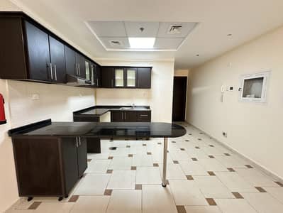 Studio for Rent in Dubai Silicon Oasis (DSO), Dubai - VERY SPACIOUS AND CHEAPEST STUDIO AVAILABLE WITH BALCONY FOR FAMILY ONLY RENT 40k