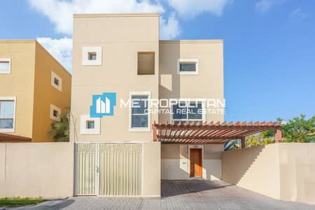 4 Bedroom Townhouse for Sale in Al Raha Gardens, Abu Dhabi - Single Row TH | Majestic 4BR+M | Ready To Move