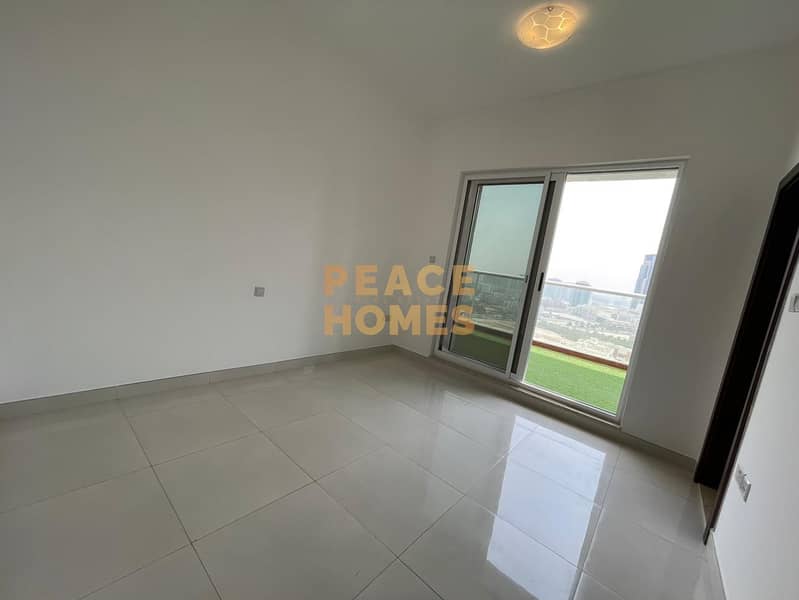 SPACIOUS 2 BHK APARTMENT || AMAZING LAYOUT ||  READY TO MOVE IN