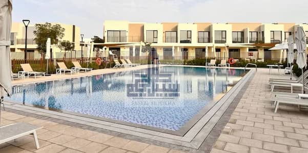 3 Bedroom Townhouse for Rent in Dubai South, Dubai - pool. jpeg