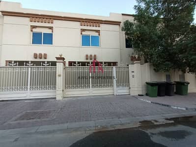 3 Bedroom Villa for Rent in Jumeirah, Dubai - 3 Beds plus maids| Free Maintenance| Near to La Mer