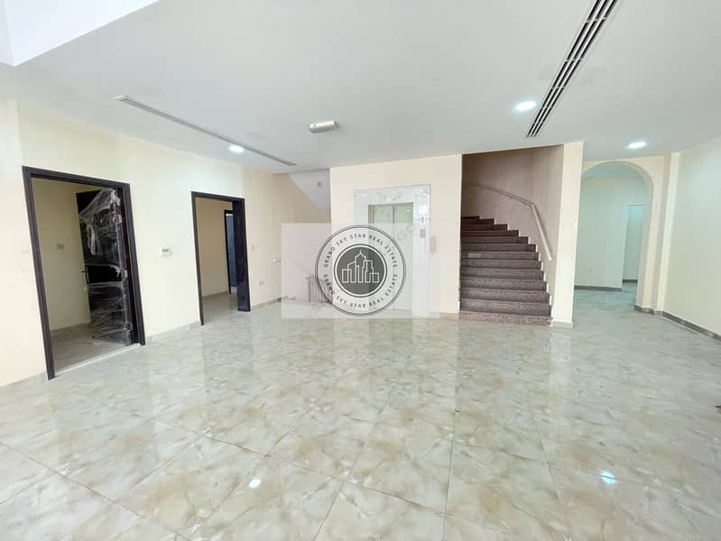 شقة في مدينة محمد بن زايد 1 غرفة 55000 درهم - 8690811