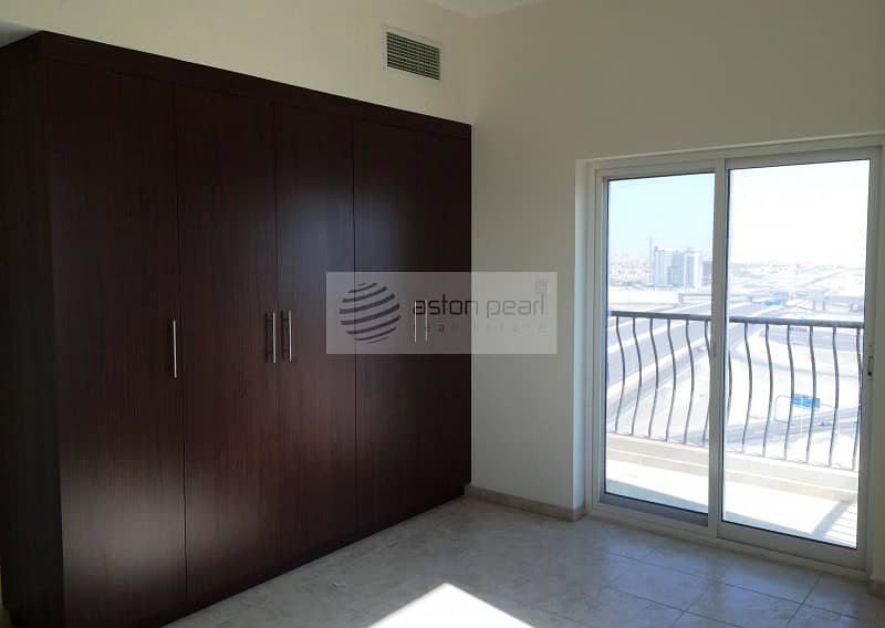 Beautiful 1BR| High Floor| Available now