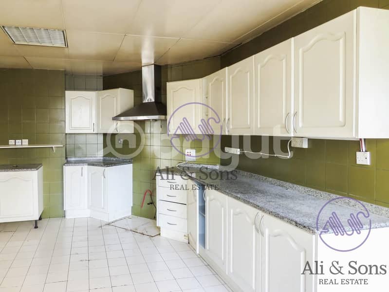 6 Spacious and Bright Apartment near electra park