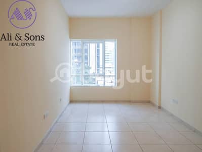 فلیٹ 3 غرف نوم للايجار في المركزية، أبوظبي - شقة في شارع الاستقلال،المركزية 3 غرف 80000 درهم - 7123863