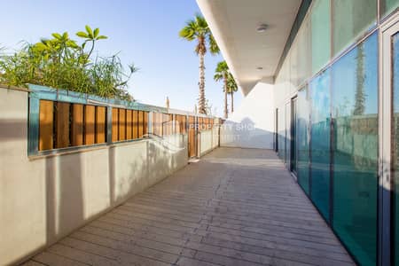 阿拉哈海滩， 阿布扎比 2 卧室公寓待售 - 2-bedroom-apartment-abu-dhabi-al-raha-beach-al-bandar-al-hadeel- balcony. jpg