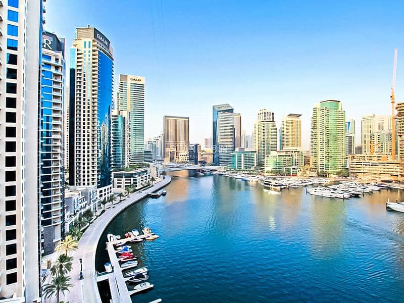 位于迪拜码头，滨海长廊公寓，德尔菲娜大厦 3 卧室的公寓 300000 AED - 8692911