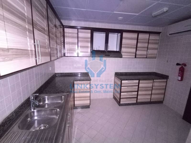 CLEAN & SPACIOUS | BASEMENT PARKING | ELEVATOR IN JIMI NEAR TO JIMI MALL